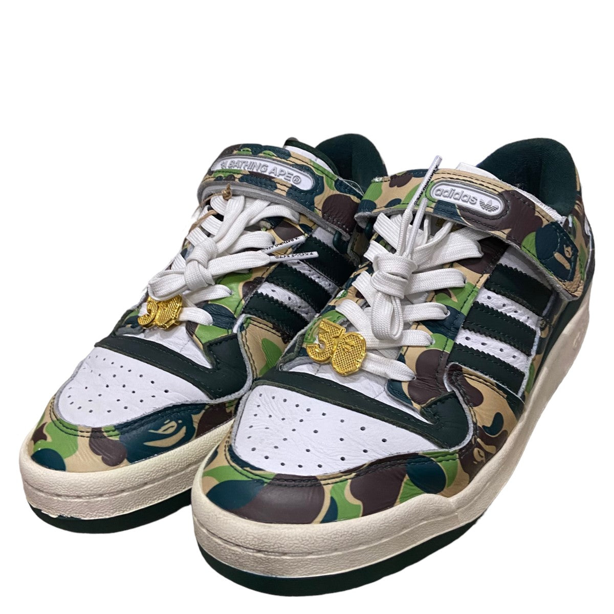 「FORUM 84 BAPE LOW」30thローカットスニーカー