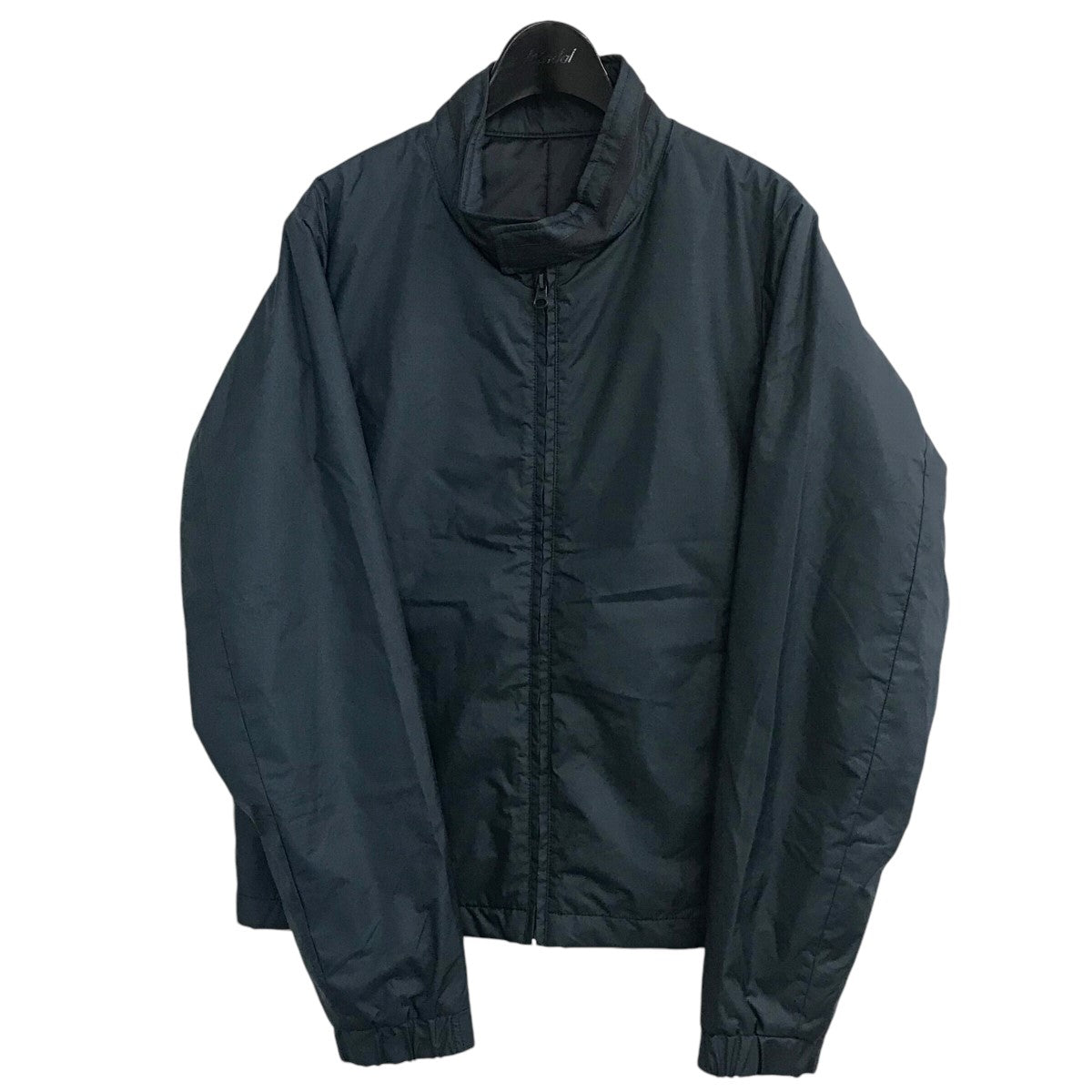 「Down Light Jacket」中綿ジャケット