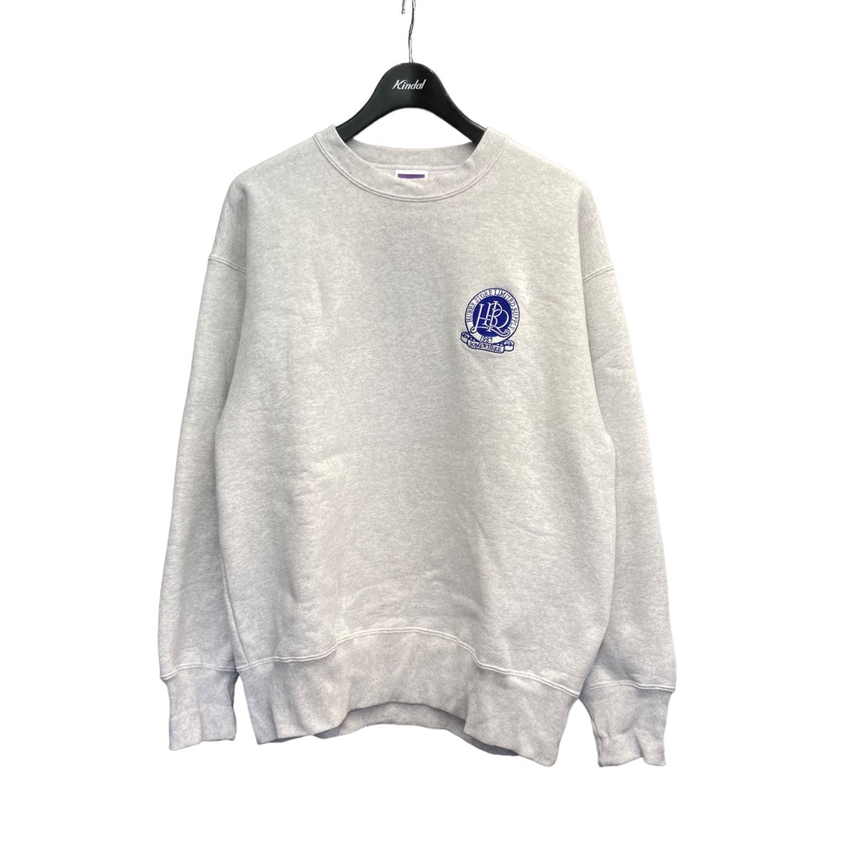 Emblem Crewneck Sweatshirtステッチスウェット