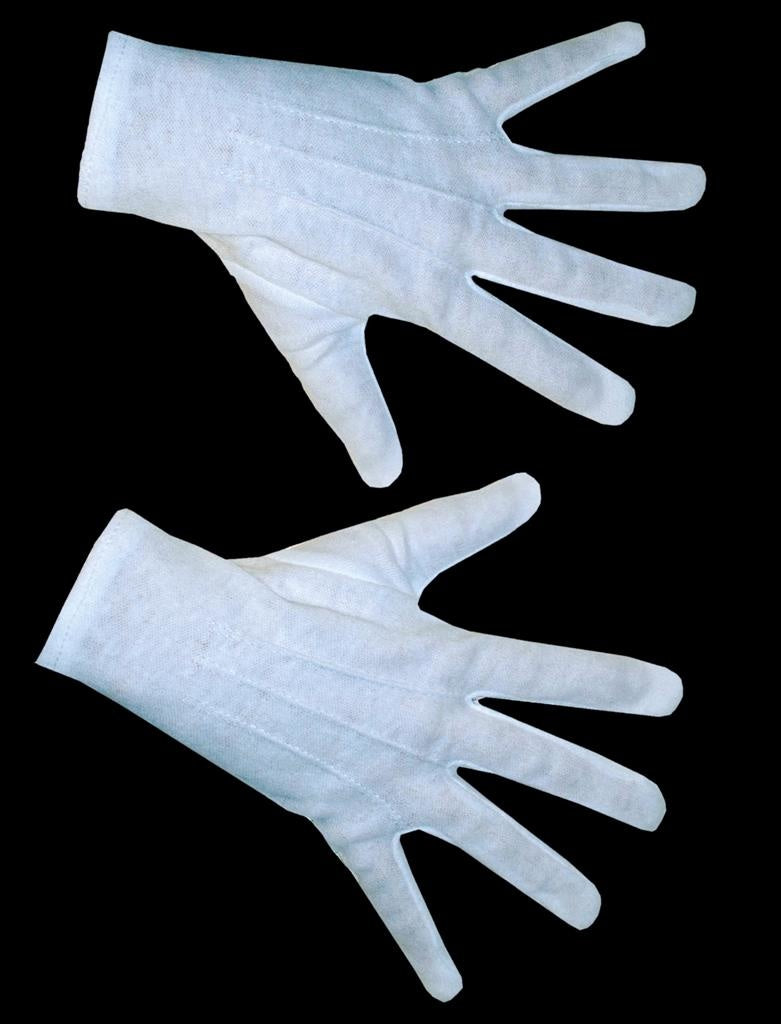 Mooie witte handschoenen kort model