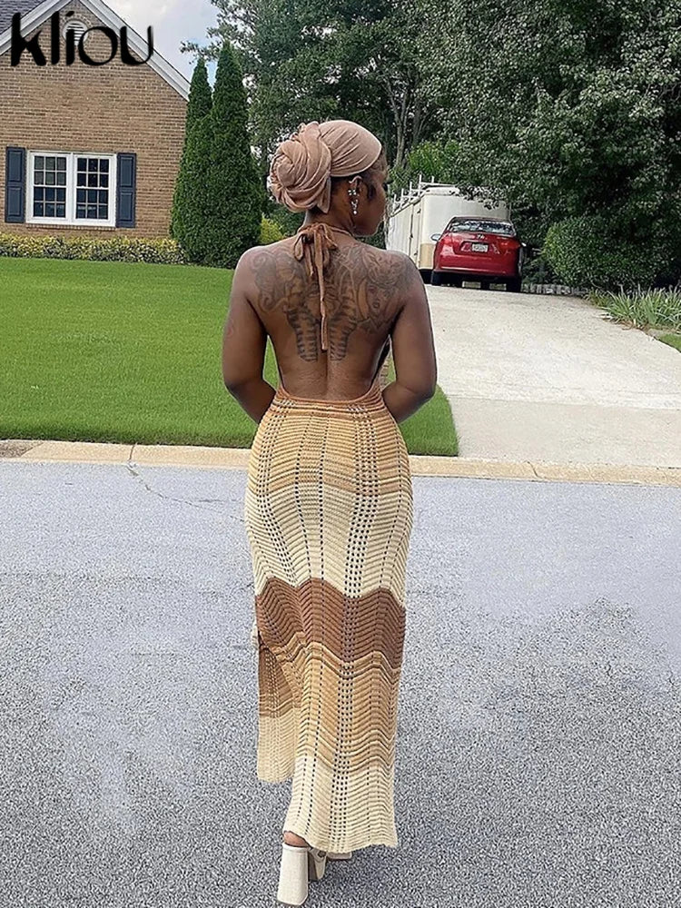 Maxi dress: halter, backless, sleeveless, body-shaping - ideal for vacation - Image 5
