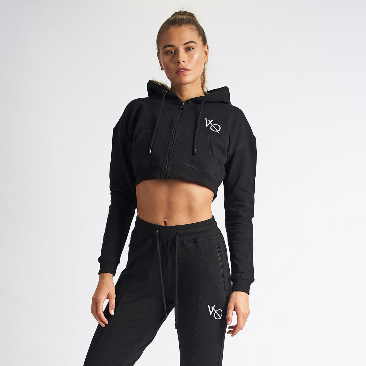 cropped hoodie