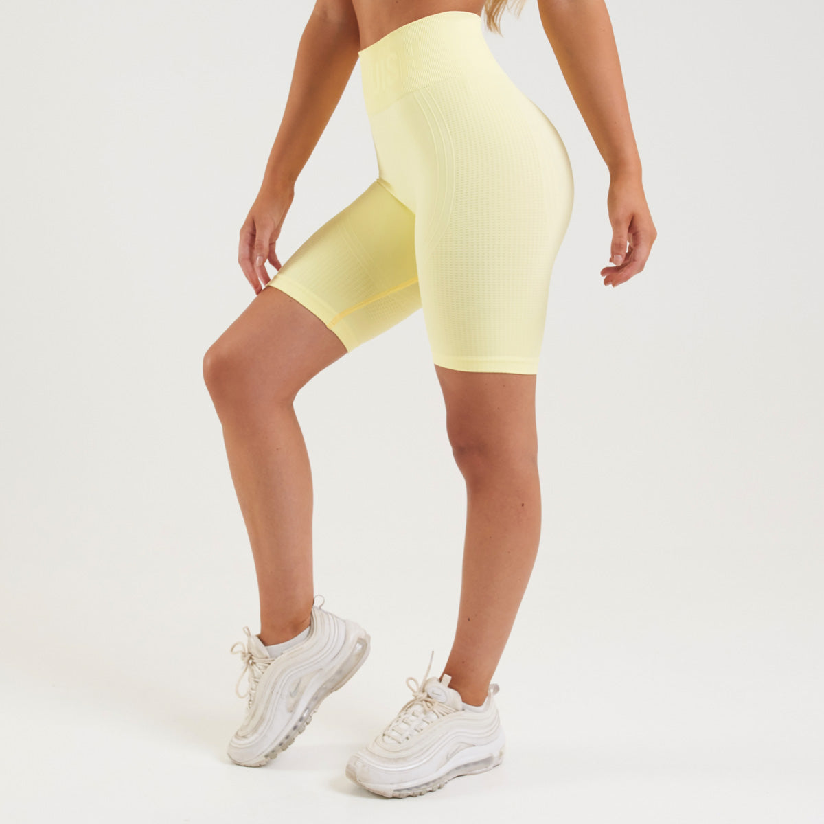 lemon cycling shorts