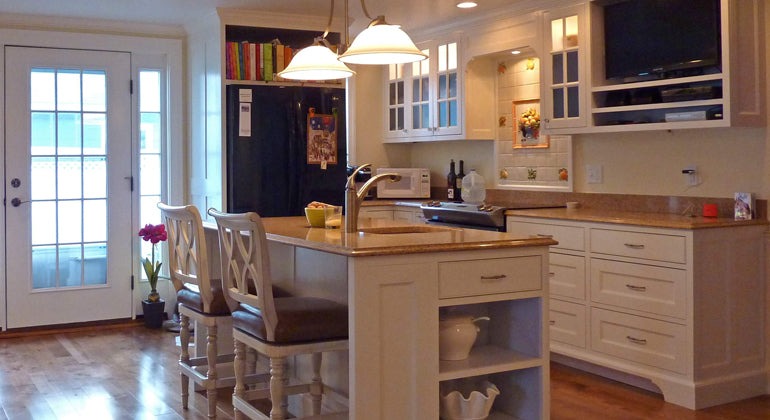 Kitchen designed by Vermont interior designer, Priscilla Cotton in Newfane Vermont