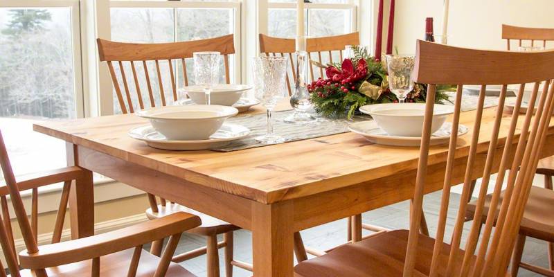 holiday dining furniture sale