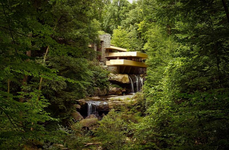 Fallingwater building designed by Frank Lloyd Wright