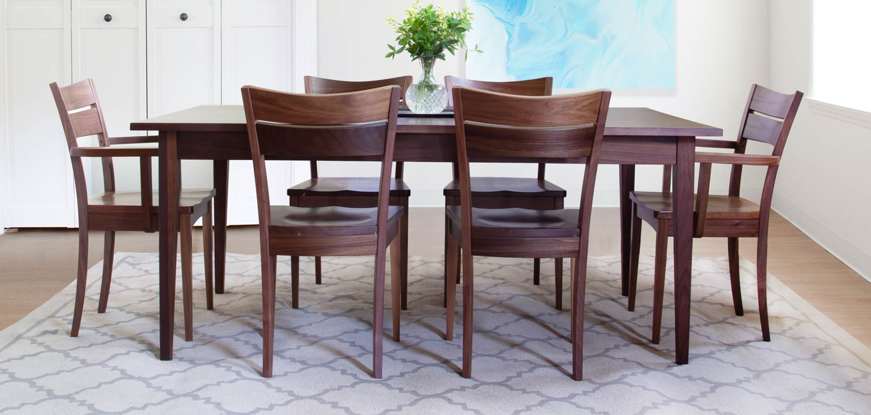 Solid walnut dining table and chairs | Furniture Guide from the Experts