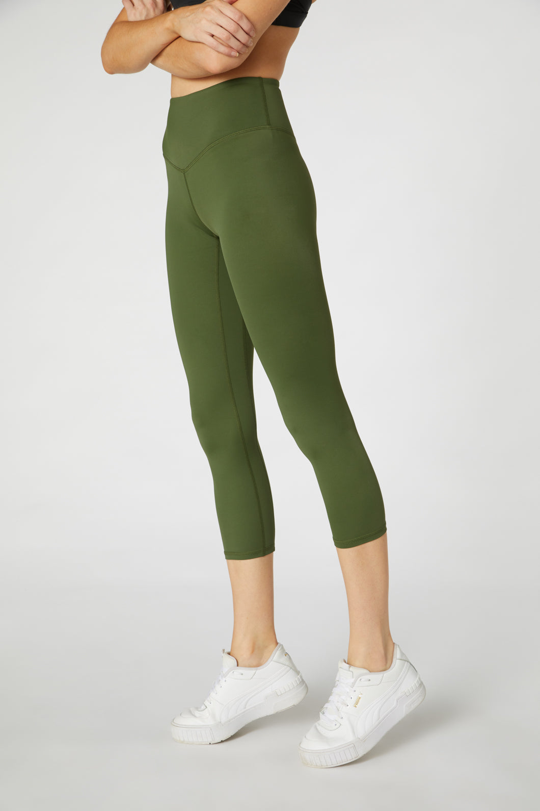 Image of Basics 3/4 Legging