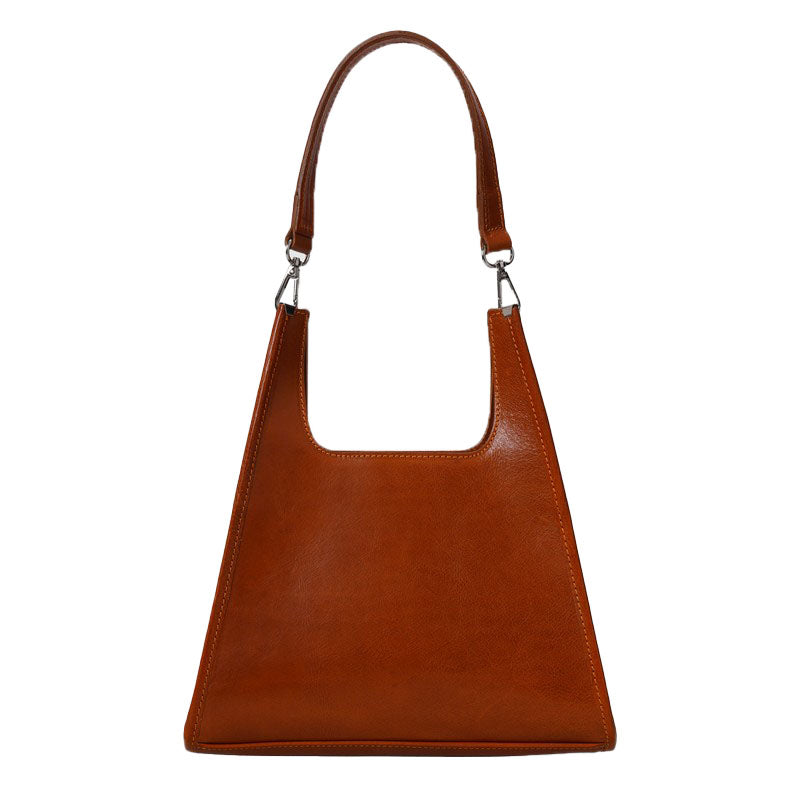 Eggi Bag in Leather Brown in 2023  Leather, Tan leather, Shoulder