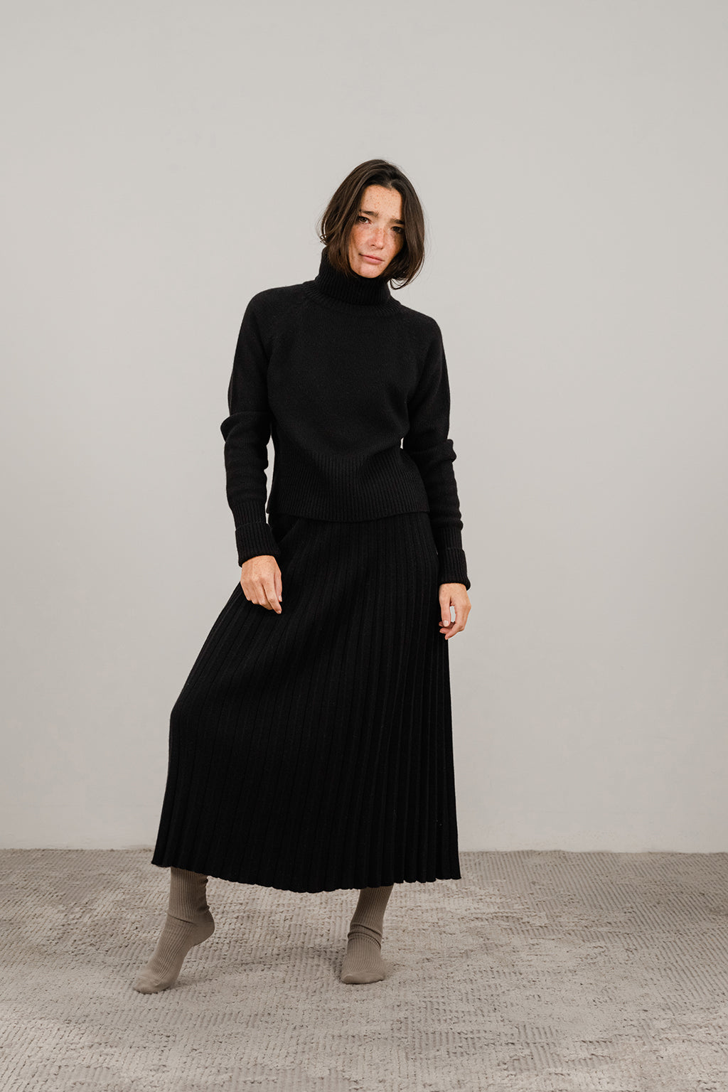 CASHMERE MIX PLISSE SKIRT