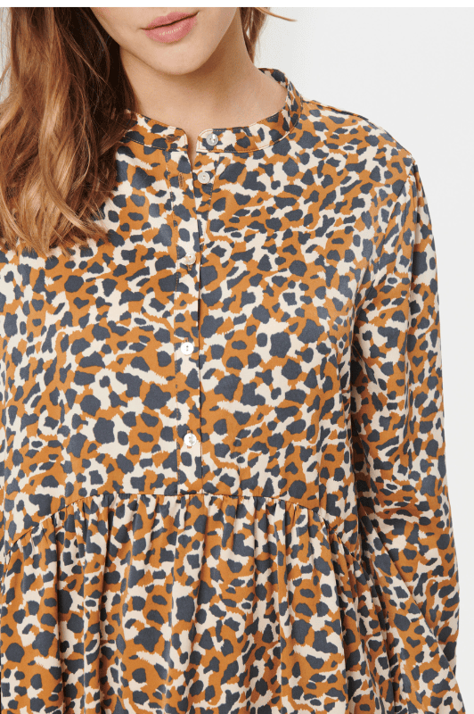 Saint Tropez Vanea dress Flot kjole i leopard print Gratis fragt