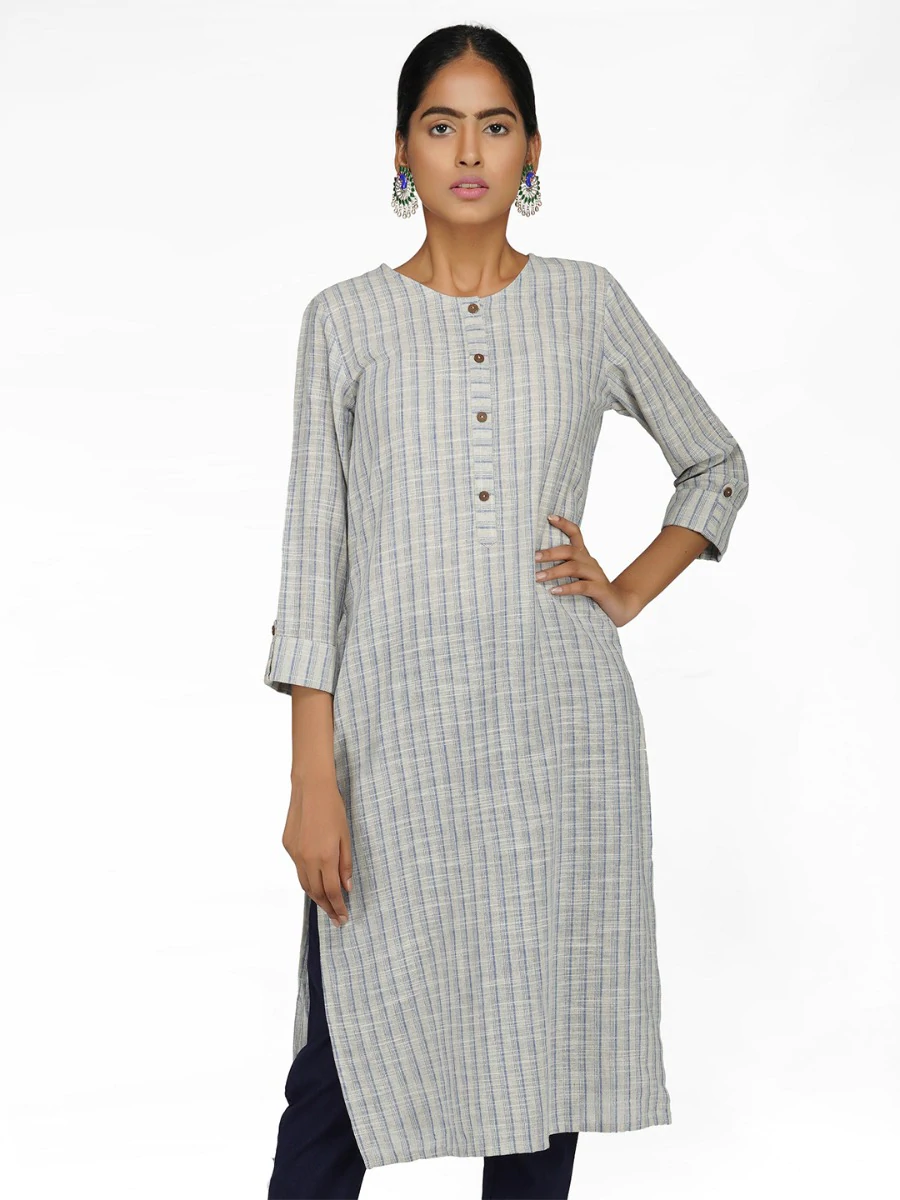 niti mohan kurti styled with jeans and high heels - Theunstitchd Women's  Fashion Blog