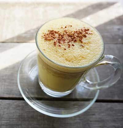 drink-kurkuma-latte-goldene-milch-chai