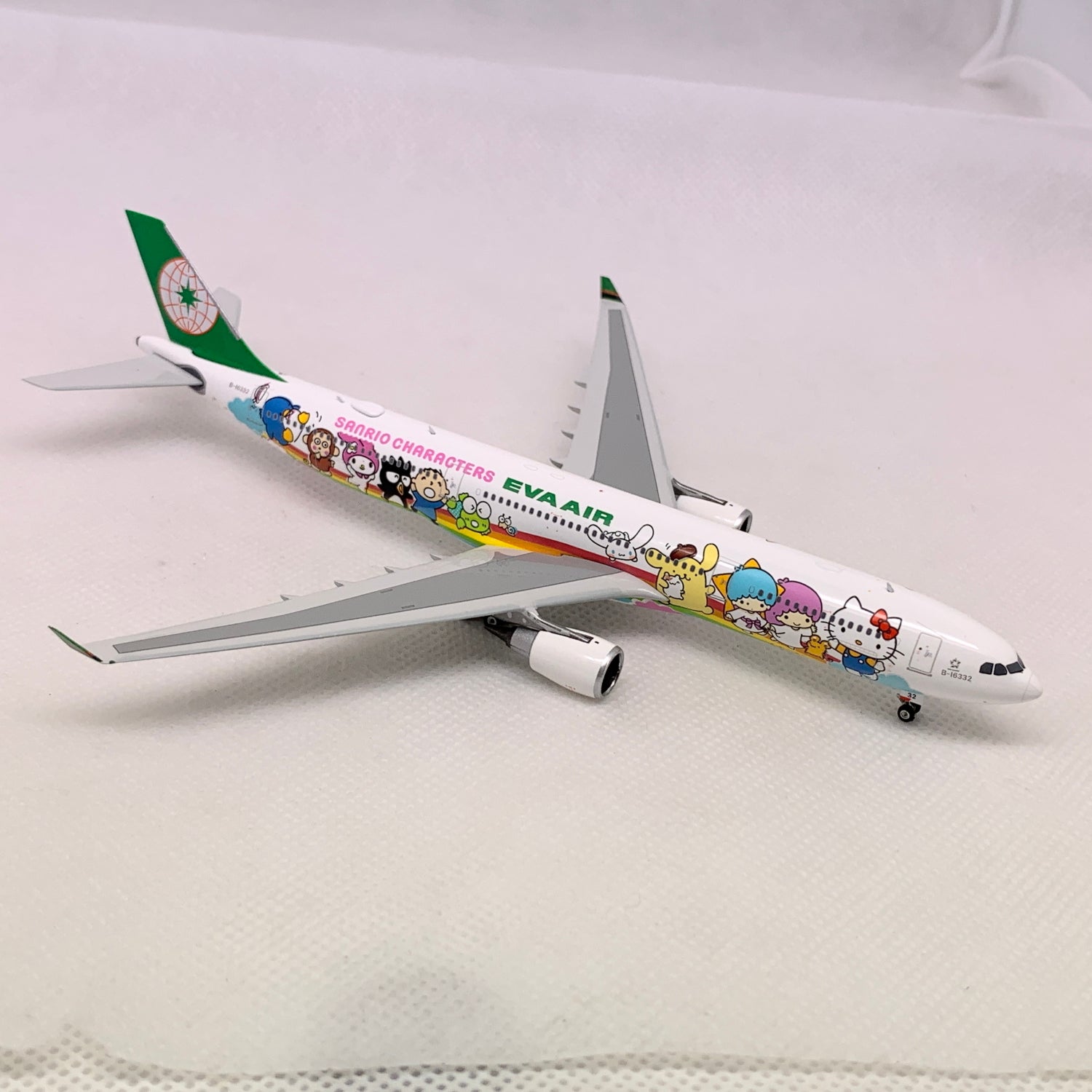 Eva Air A330-300 Sanrio B-16332 Phoenix 1:400 – Diecastbird Plane