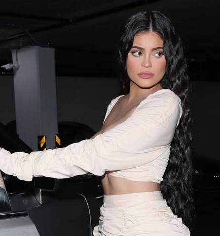 kylie jenner with mermaid waves