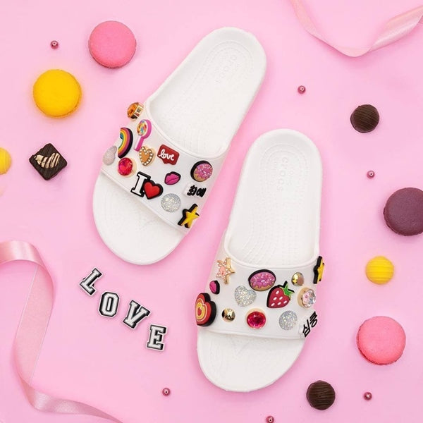 Top 10 mẫu giày dép Crocs trắng được mua nhiều nhất