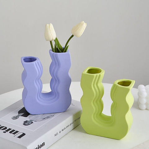 Wavy Wonder Vase