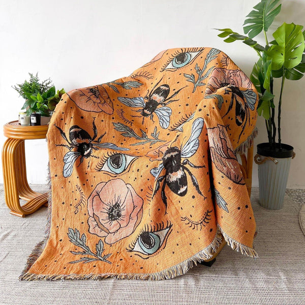 Bumble Bee Tapestry Throw Blanket