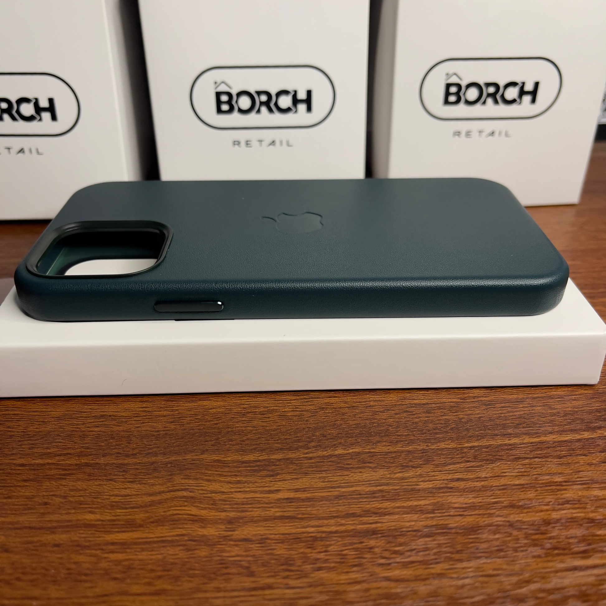 MagSafe Leather Case | iPhone 12 Normal | iPhone 12 Pro | Green – Borch  Retail