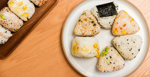 How to make onigiri with spices