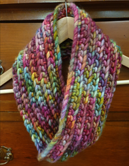 Rasta mobius cowl