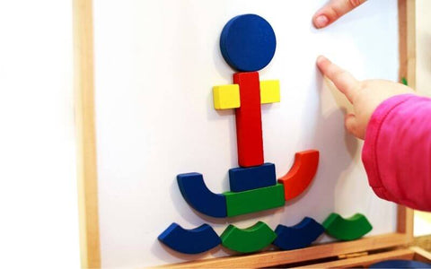 Jeu de construction magnetique jeu magnetique jeu magnétique bloc construction enfant jeu d’éveil bébé motricité fine développement intellectuel famille parentalité jeu éducatif blocs de construction cube de construction jouet de construction jeu aimanté; 