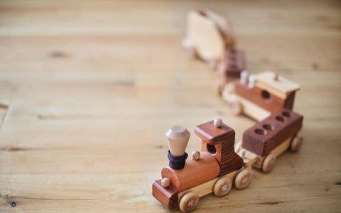 jouets en bois jeux éducatifs apprentissage enfant jeu en bois durable jouet educatif en bois petit train bois; 