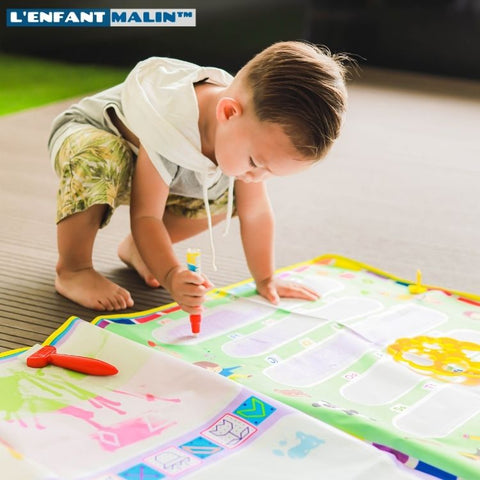 Tapis de dessin à l'eau - Dessin et peinture pour enfants – L'Enfant Malin