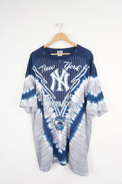 New York Yankees Logo Raglan Tie Dye T Shirt in 2023  New york yankees  logo, Tie dye t shirts, Dye t shirt