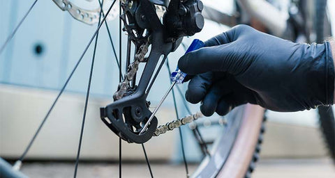 Fahrrad Schaltwerk reinigen - So säuberst und ölst Du richtig – Detailify