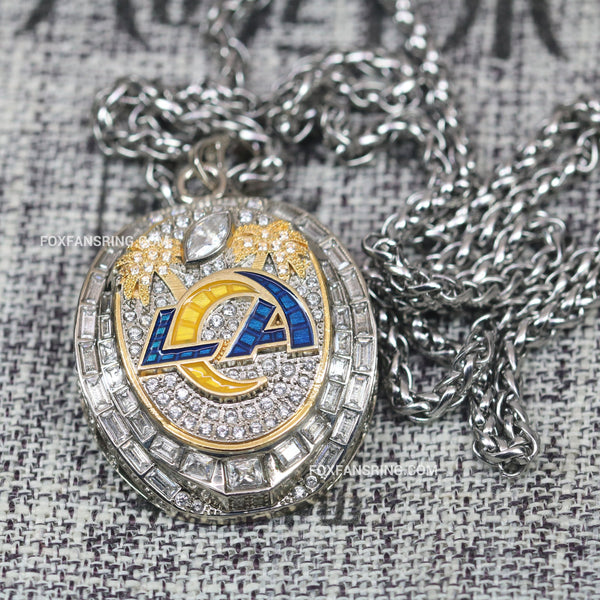 KC Chiefs' Next-Level Super Bowl Championship Ring Doubles As a Pendant -  Mills Jewelers