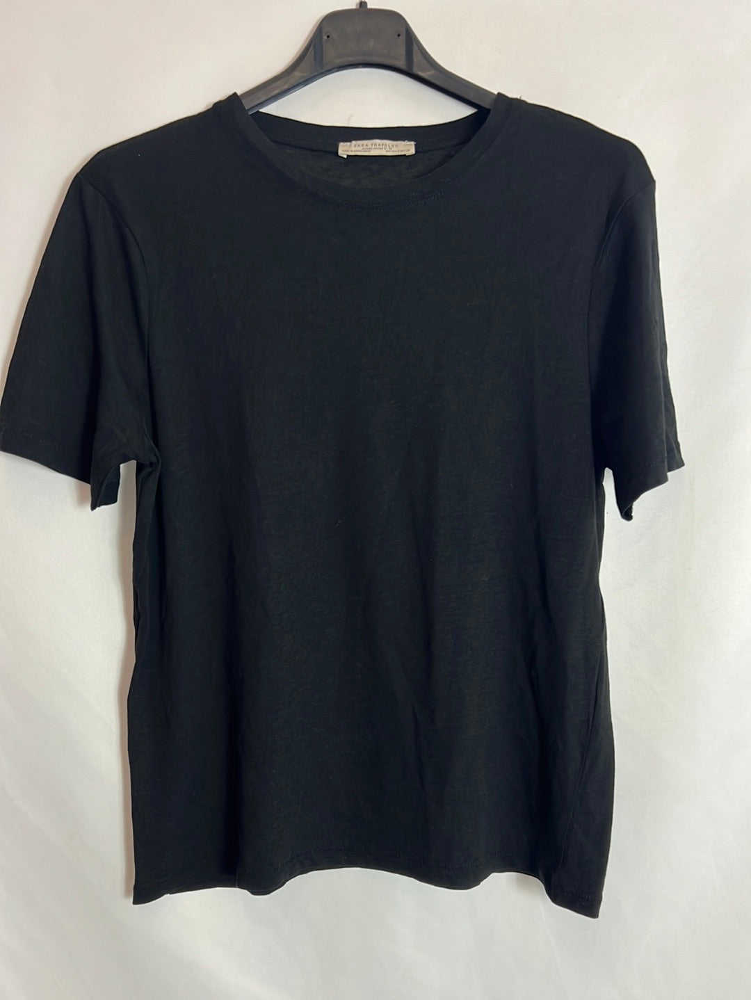 Marca comercial Por favor puesta de sol ZARA. Camiseta negra básica. T S – Hibuy market