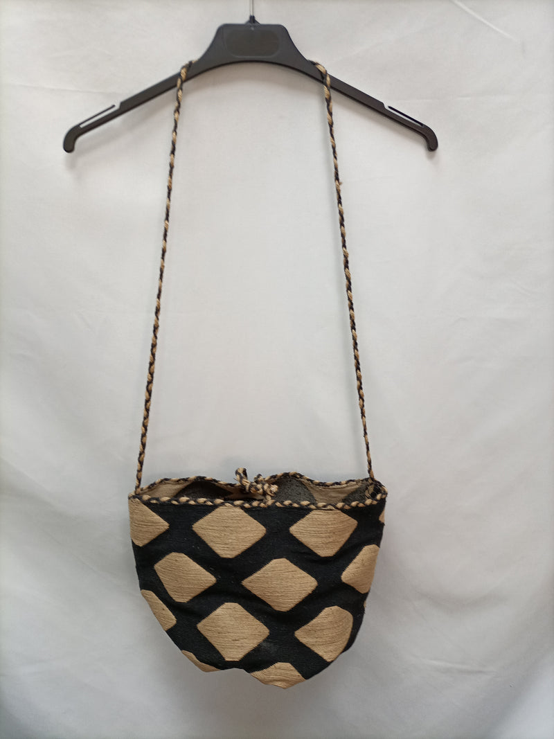 ZARA. Bolso rafia – Hibuy