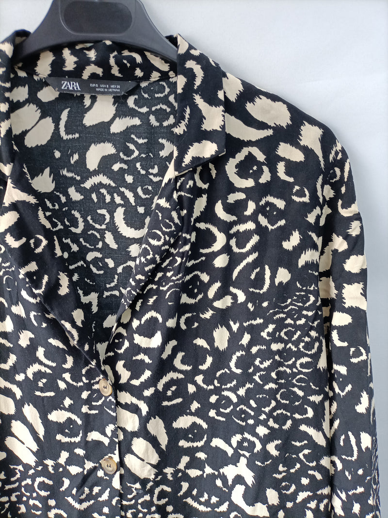 Estallar Unidad Pino ZARA. Camisa negra de leopardo T.s – Hibuy market