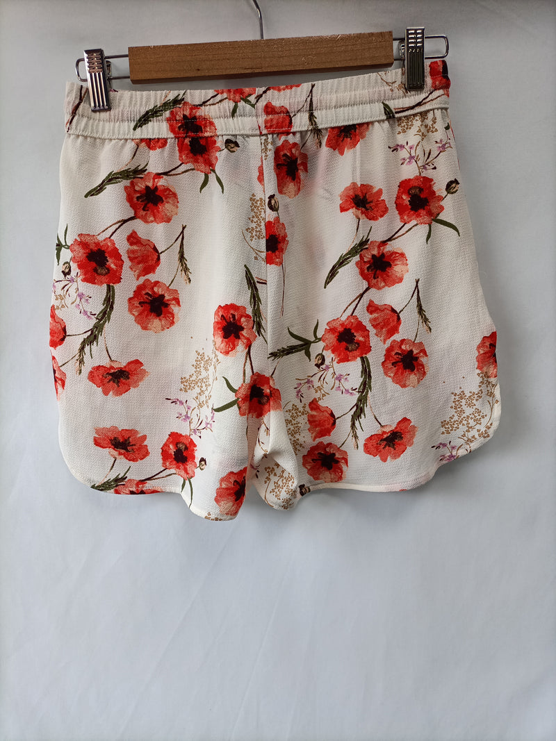 VERO MODA. Shorts flores – Hibuy market