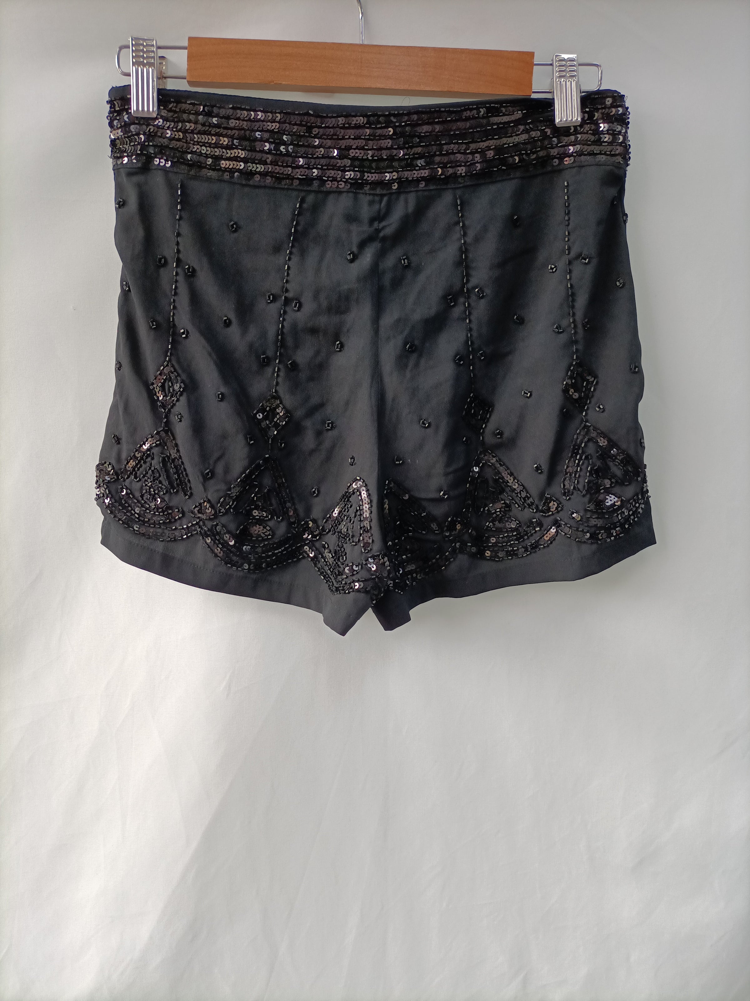 FÓRMULA Shorts negro lentejuelas T.38 – Hibuy market