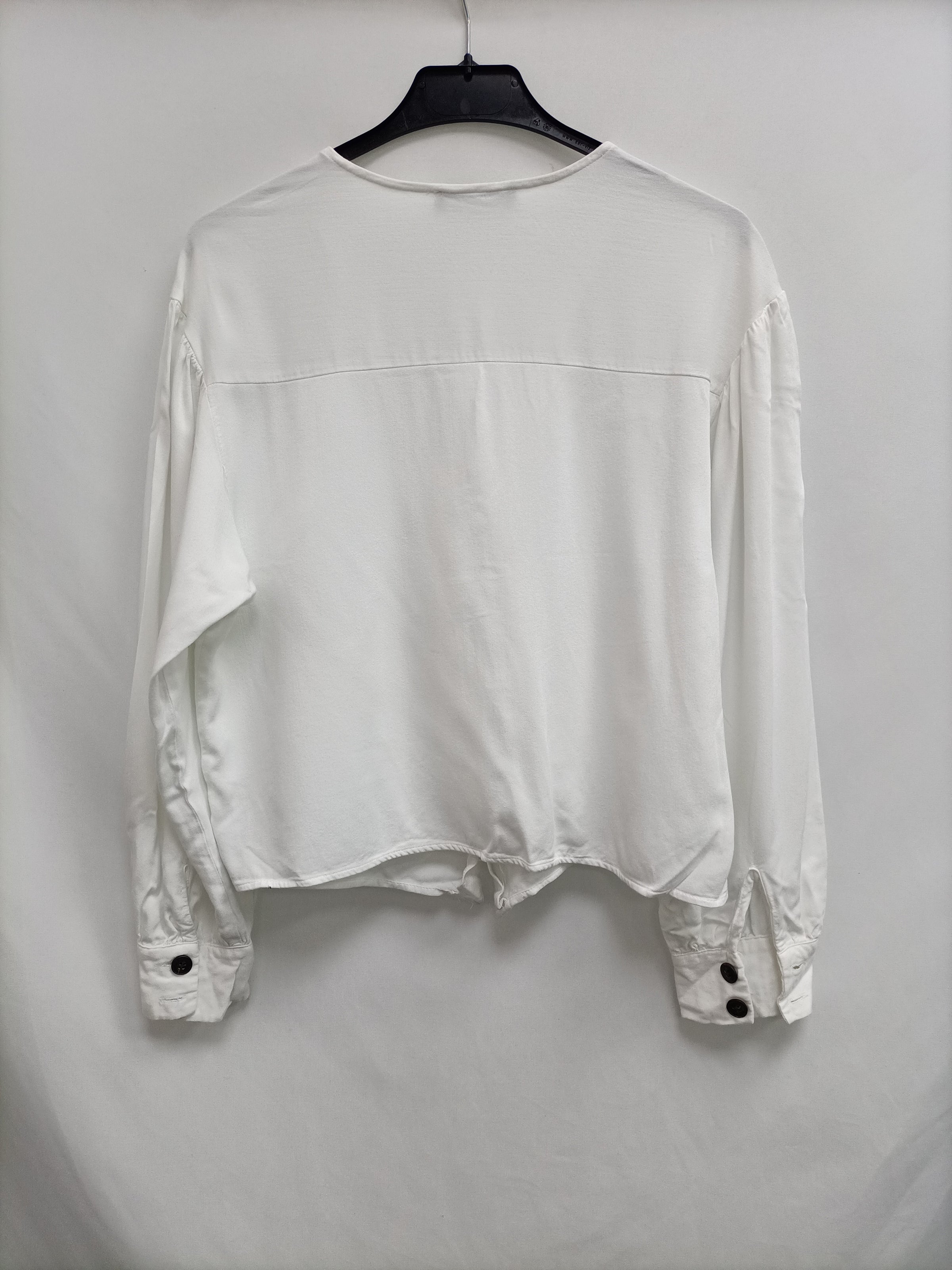 Sinceridad Acusación clímax BERSHKA. Blusa blanca botones T.m – Hibuy market