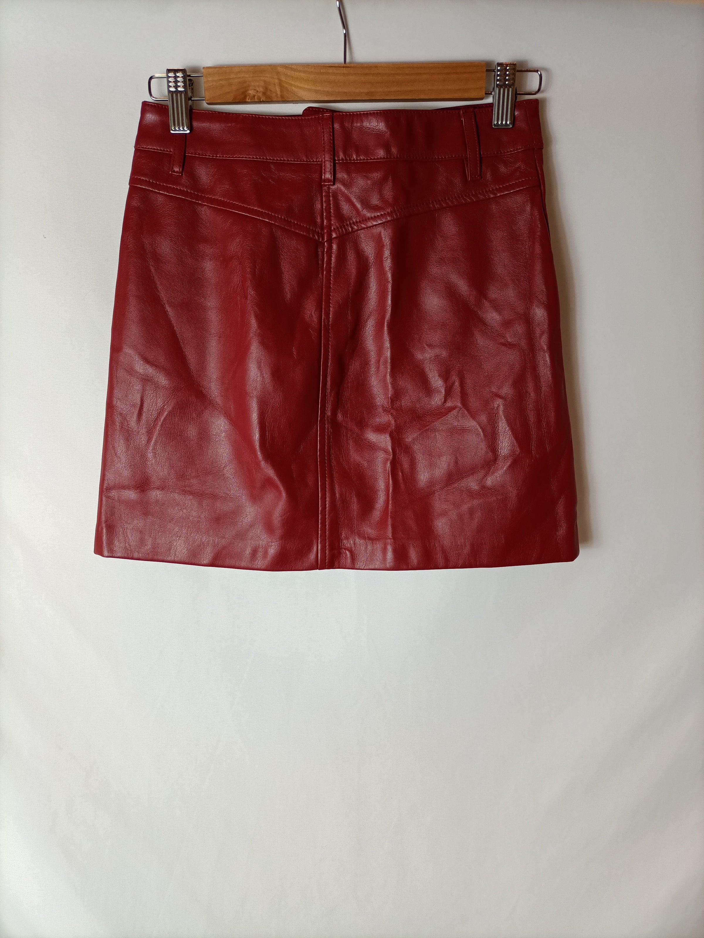 Falda roja efecto piel T.xs – market