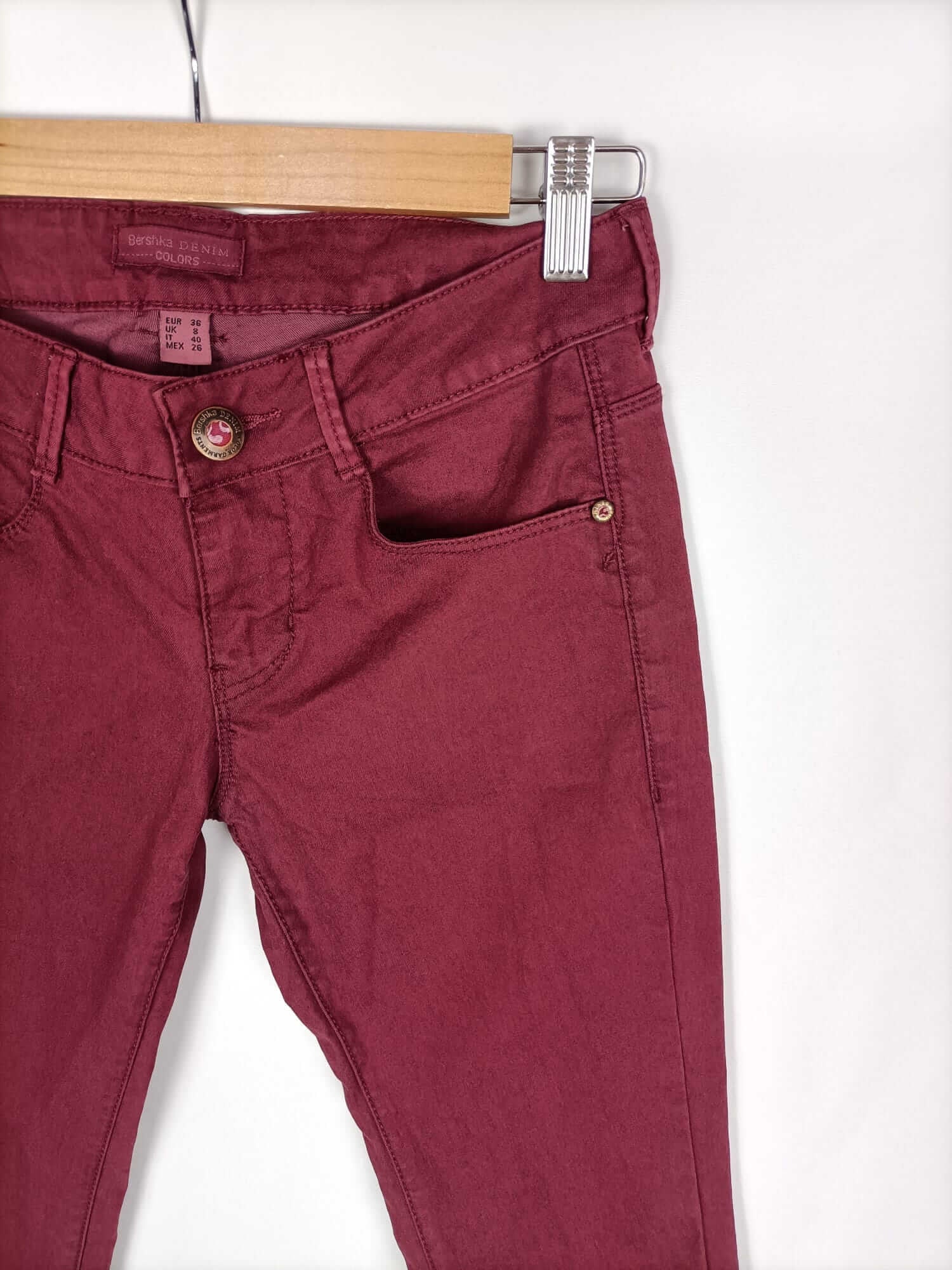 BERSHKA.Pantalones pitillo T.36 – market
