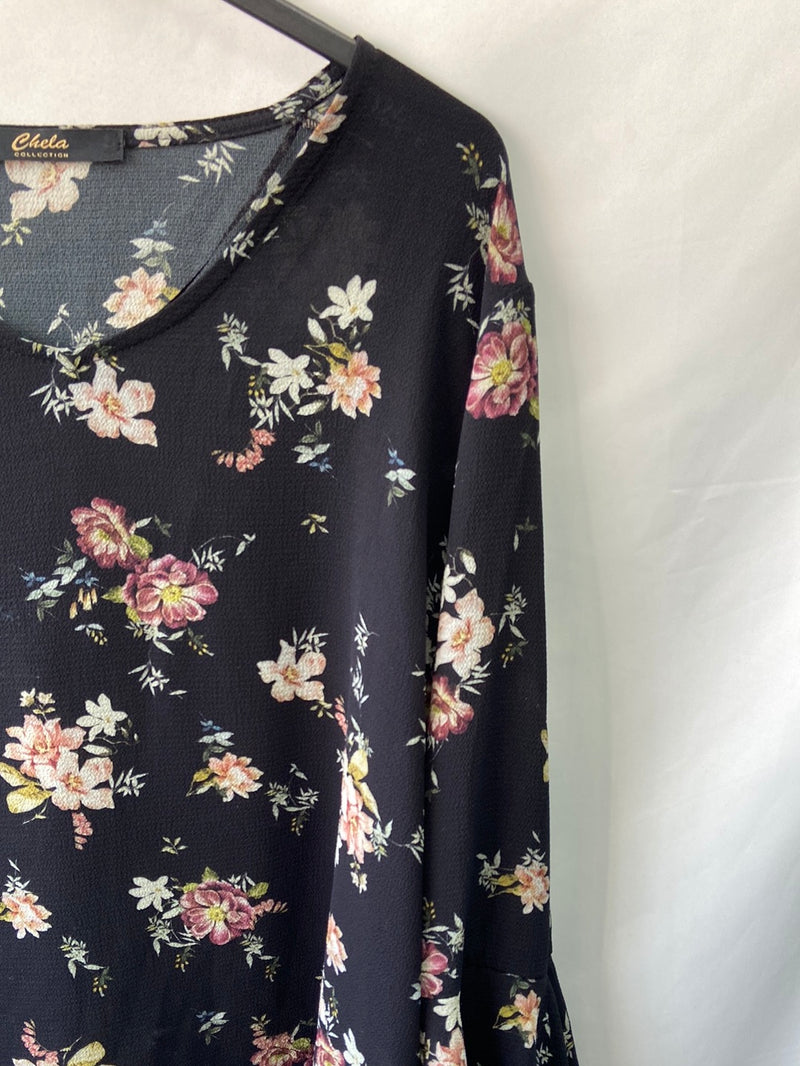 CHELA. Blusa negra flores talla – Hibuy market