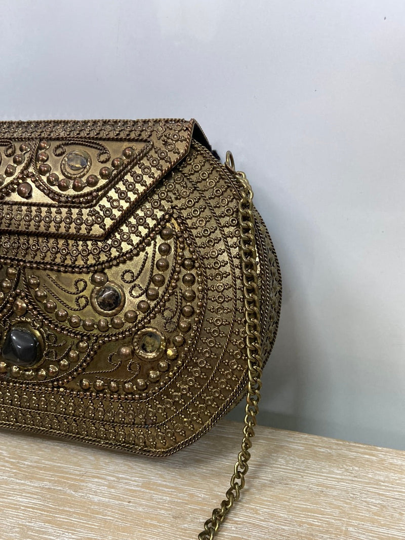 SFERA.Bolso dorado – Hibuy