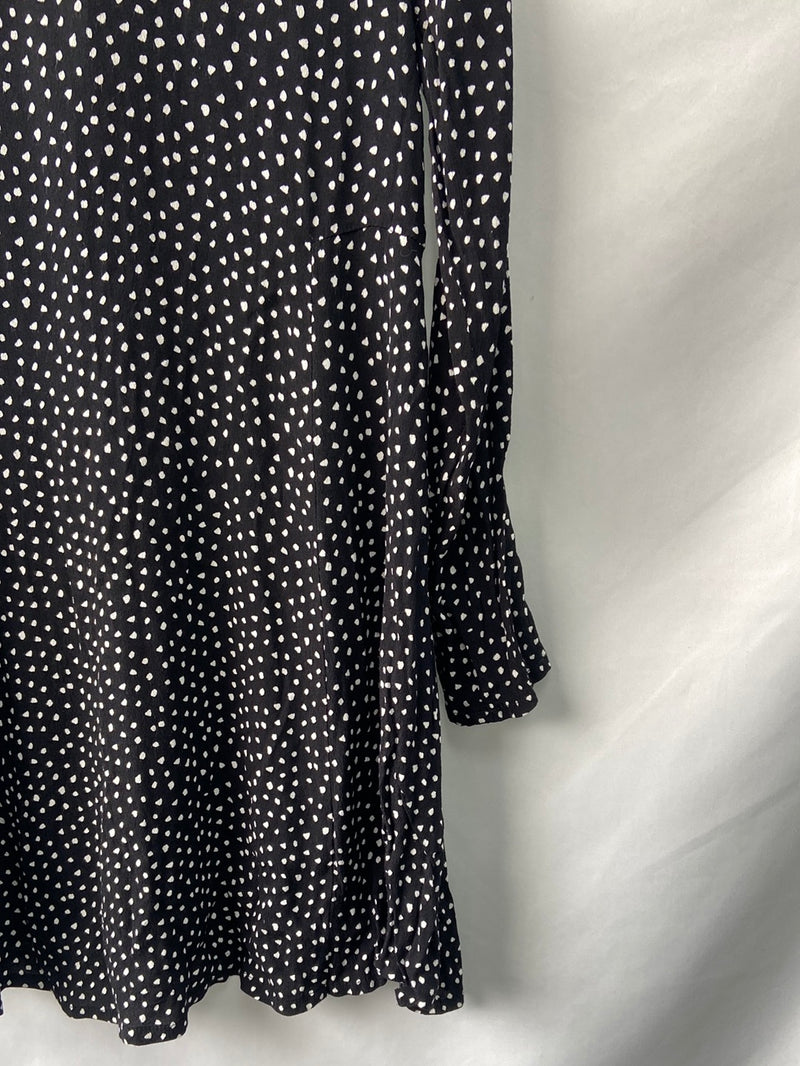 Contribución habilidad leyendo ZARA. Vestido negro lunares T.xs – Hibuy market