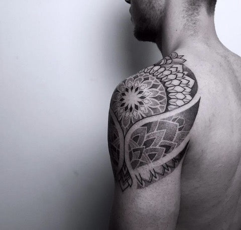 Aggregate more than 224 geometric tattoos shoulder best