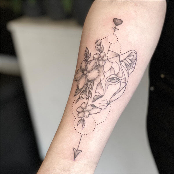 Half sunflower tattoo  Tattoogridnet