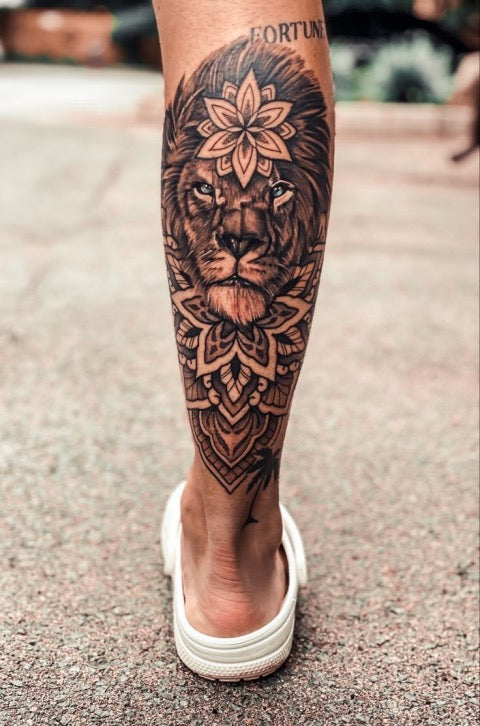 Beautiful Lion Thigh Tattoo Idea