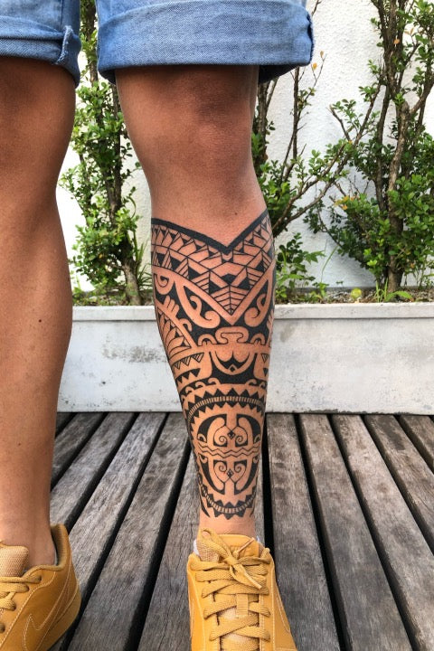 Tattoo sketch maori style for leg or shoulder Vector Image