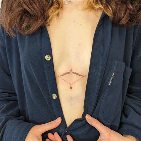 11 Delicate Sternum Tattoo Ideas That Will Blow Your Mind  alexie