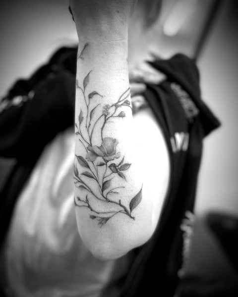 Freehand vine wrap around By Tattoos by Tina  By Sacred Empire Tattoo  Studio  Facebook  Aint got no money take your broke  home if you  aint got no money
