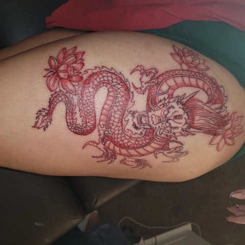 Stunning examples of dragon tattoo for woman