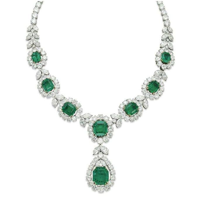 27 Ct Green Emerald And Diamond Necklace White Gold 14K | HarryChadEnt.com